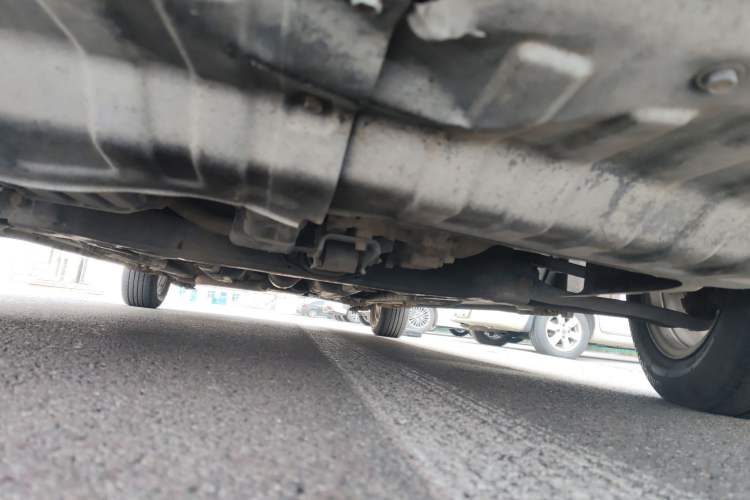 Used Hyundai Verna (older generation) 2010 Sedan 1.4L Manual Standard GL Model Chassis Front