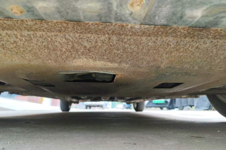 Used Hyundai Verna (older generation) 2010 Sedan 1.4L Manual Standard GL Model Chassis Front