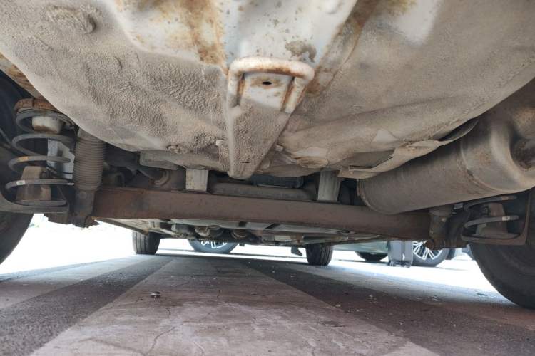 Used Hyundai Verna (older generation) 2010 Sedan 1.4L Automatic Comfort Model GS Chassis Rear