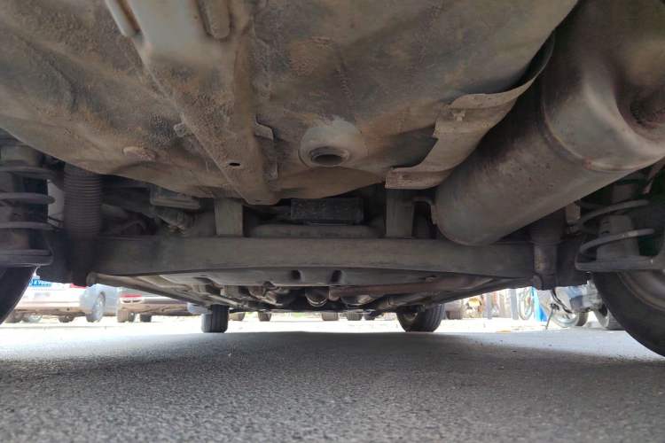 Used Hyundai Verna (older generation) 2010 Sedan 1.4L Automatic Fashionable GT Model Chassis Rear