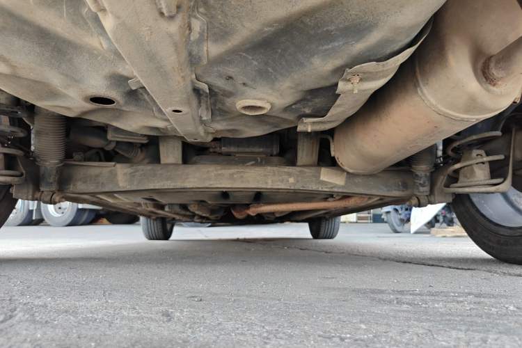 Used Hyundai Verna (older generation) 2010 Sedan 1.4L Automatic Fashionable GT Model Chassis Rear