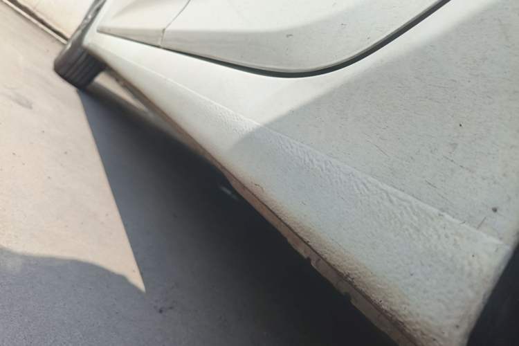 Used Hyundai Verna (older generation) 2010 Sedan 1.4L Automatic Comfort Model GS Chassis Rear Left