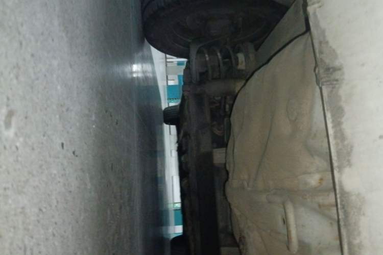 Used Hyundai Verna (older generation) 2010 Sedan 1.4L Automatic Comfort Model GS Chassis Rear Left