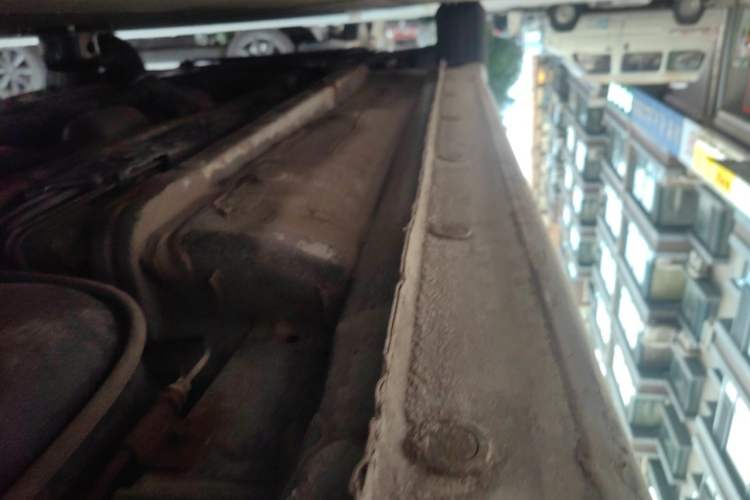 Used Hyundai Verna (older generation) 2010 Sedan 1.4L Manual Comfort GS Chassis Rear Left