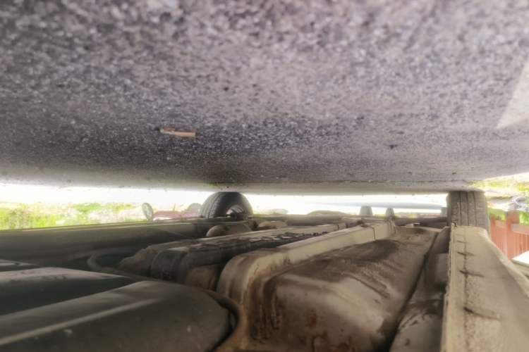 Used Hyundai Verna (older generation) 2010 Sedan 1.4L Manual Comfort GS Chassis Rear Left