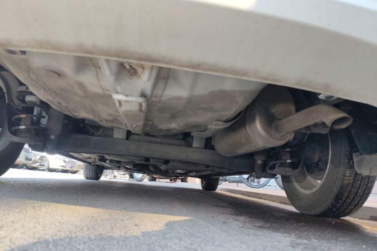 Used Hyundai Verna (older generation) 2010 Sedan 1.4L Automatic Fashionable GT Model Chassis Rear