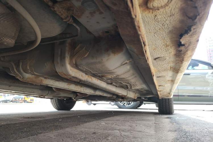 Used Hyundai Verna (older generation) 2010 Sedan 1.4L Automatic Comfort Model GS Chassis Rear Right