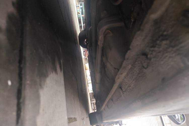 Used Hyundai Verna (older generation) 2010 Sedan 1.4L Automatic Fashionable GT Model Chassis Rear Right