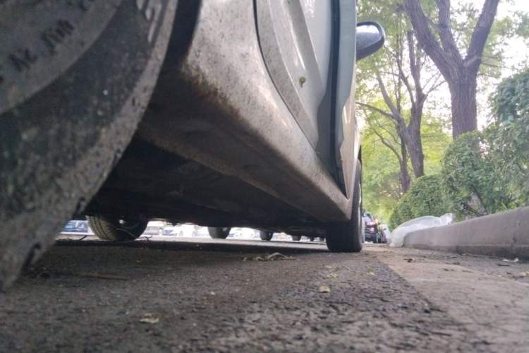 Used Hyundai Verna (older generation) 2010 Sedan 1.4L Manual Comfort GS Chassis Rear Right