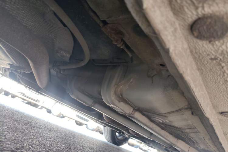 Used Hyundai Verna (older generation) 2010 Sedan 1.4L Automatic Fashionable GT Model Chassis Rear Right