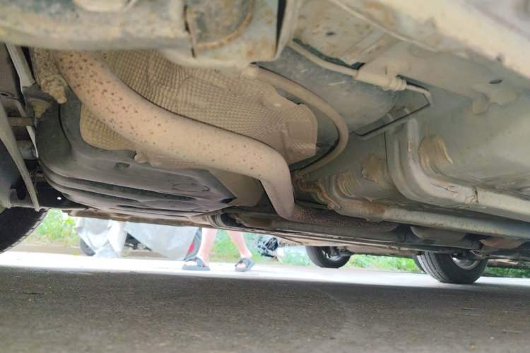 Used Hyundai Verna (older generation) 2010 Sedan 1.4L Manual Standard GL Model Chassis Rear Right