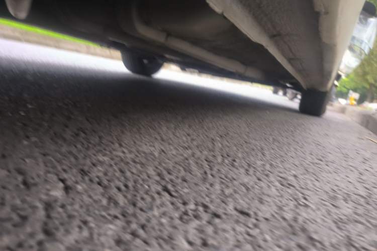 Used Hyundai Verna (older generation) 2010 Sedan 1.4L Manual Comfort GS Chassis Rear Right
