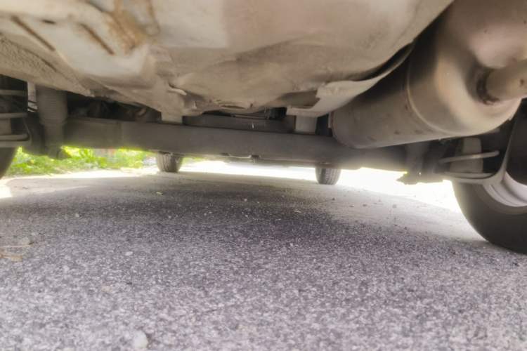 Used Hyundai Verna (older generation) 2010 Sedan 1.4L Manual Comfort GS Chassis Rear
