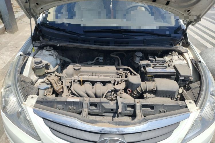 Used Hyundai Verna (older generation) 2010 Sedan 1.4L Automatic Comfort Model GS Engine Bay