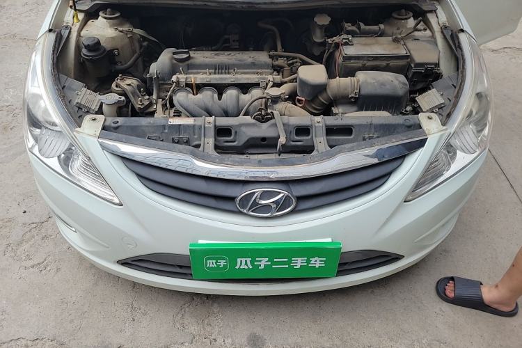 Used Hyundai Verna (older generation) 2010 Sedan 1.4L Automatic Fashionable GT Model Engine Bay