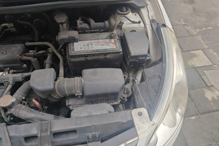Used Hyundai Verna (older generation) 2010 Sedan 1.4L Automatic Fashionable GT Model Engine Bay Left