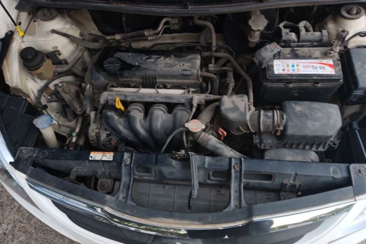 Used Hyundai Verna (older generation) 2010 Sedan 1.4L Automatic Fashionable GT Model Engine Bay