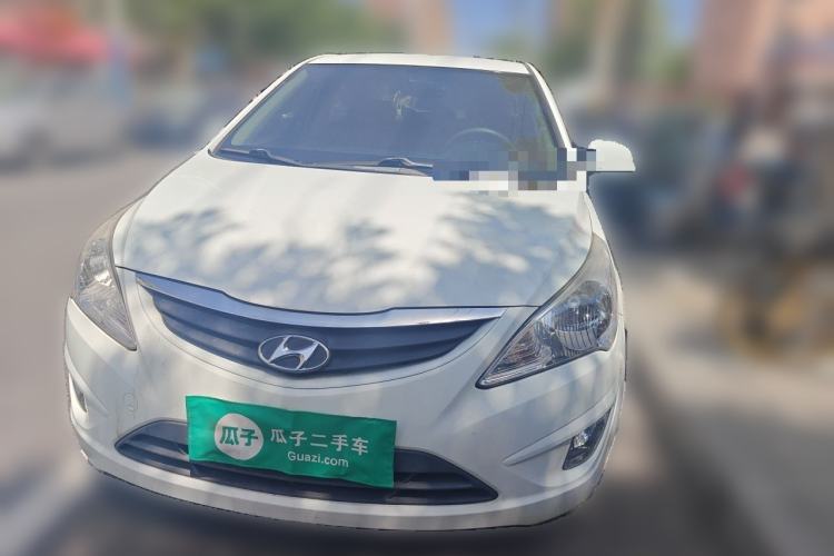Used Hyundai Verna (older generation) 2010 Sedan 1.4L Manual Comfort GS Front