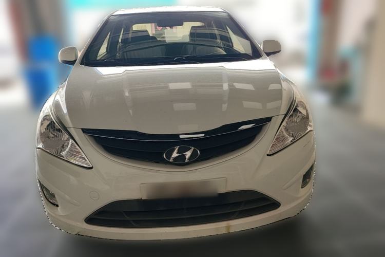 Used Hyundai Verna (older generation) 2010 Sedan 1.4L Manual Comfort GS Front