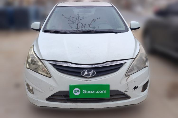 Used Hyundai Verna (older generation) 2010 Sedan 1.4L Manual Comfort GS Front