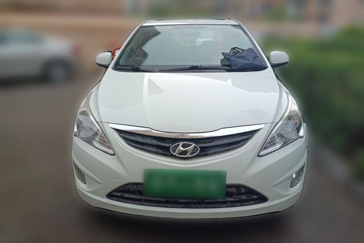 Used Hyundai Verna (older generation) 2010 Sedan 1.4L Automatic Fashionable GT Model Front