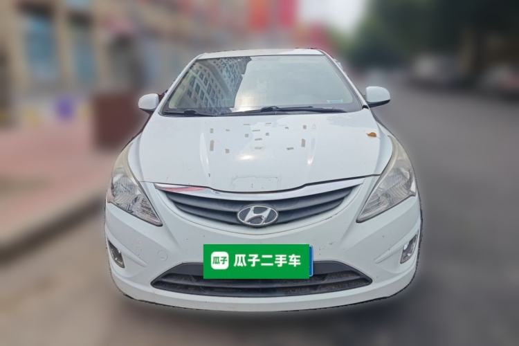 Used Hyundai Verna (older generation) 2010 Sedan 1.4L Manual Comfort GS Front
