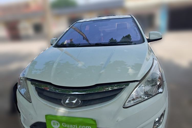 Used Hyundai Verna (older generation) 2010 Sedan 1.4L Manual Comfort GS Front