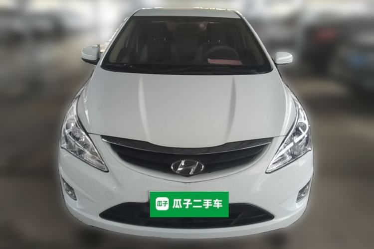 Used Hyundai Verna (older generation) 2010 Sedan 1.4L Manual Comfort GS Front