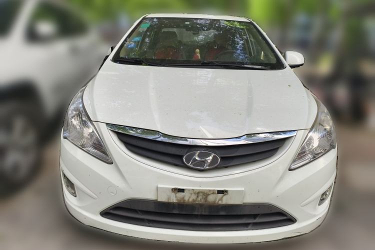 Used Hyundai Verna (older generation) 2010 Sedan 1.4L Manual Standard GL Model Front