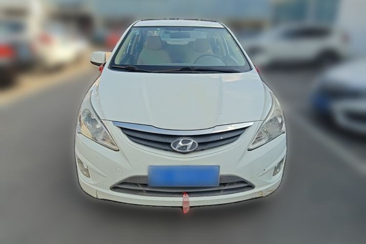 Used Hyundai Verna (older generation) 2010 Sedan 1.4L Manual Comfort GS Front