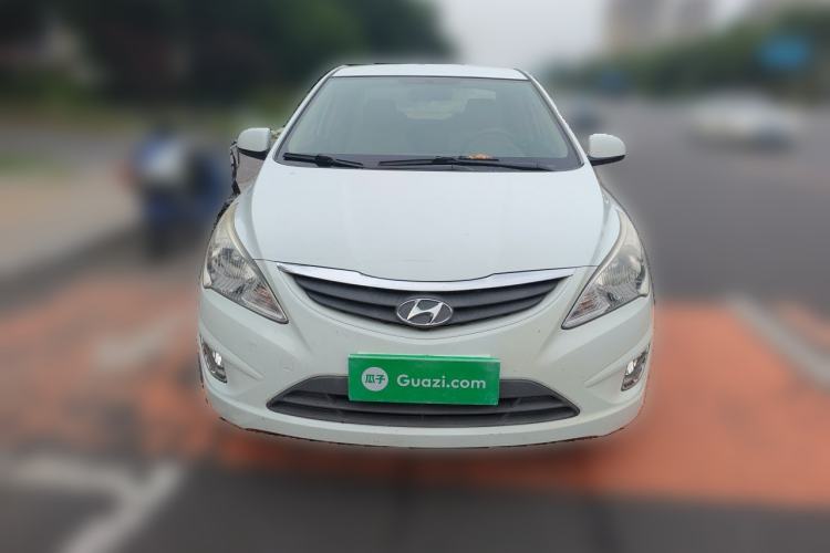 Used Hyundai Verna (older generation) 2010 Sedan 1.4L Manual Comfort GS Front