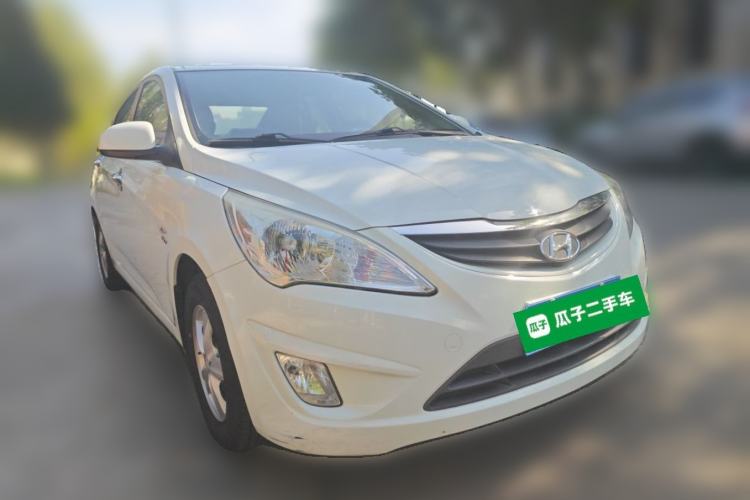 Used Hyundai Verna (older generation) 2010 Sedan 1.4L Automatic Fashionable GT Model Front Right 45 Deg
