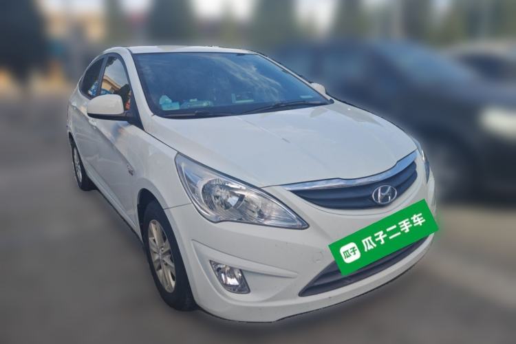 Used Hyundai Verna (older generation) 2010 Sedan 1.4L Automatic Comfort Model GS Front Right 45 Deg
