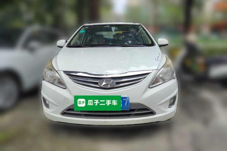 Used Hyundai Verna (older generation) 2010 Sedan 1.4L Manual Comfort GS Front
