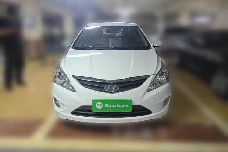 Used Hyundai Verna (older generation) 2010 Sedan 1.4L Manual Comfort GS Front