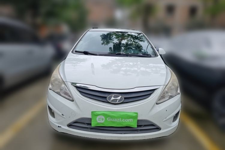 Used Hyundai Verna (older generation) 2010 Sedan 1.4L Manual Comfort GS Front