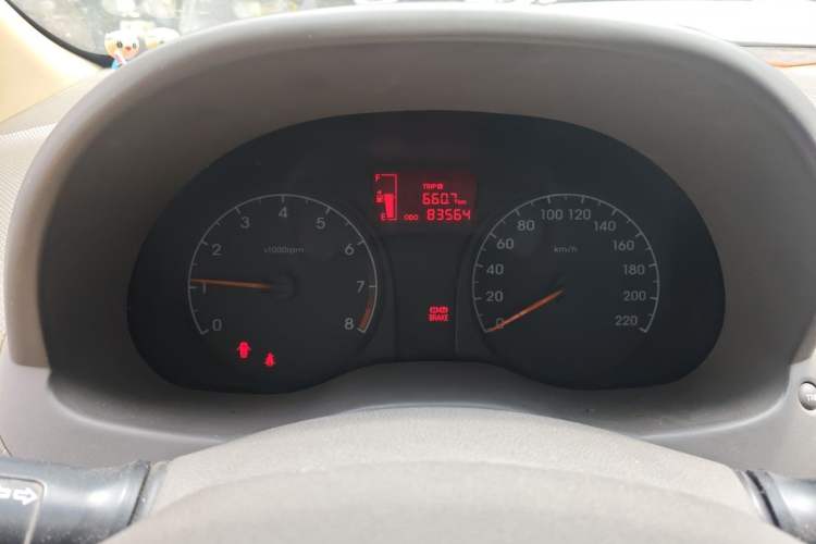 Used Hyundai Verna (older generation) 2010 Sedan 1.4L Manual Comfort GS Instrument Cluster