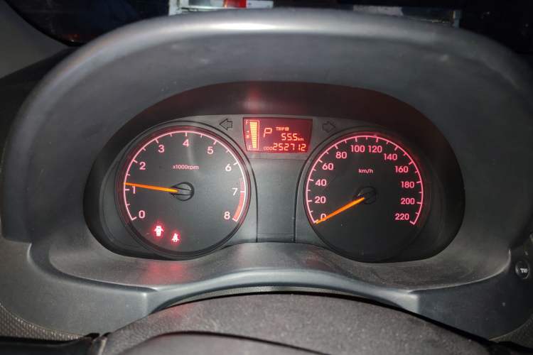 Used Hyundai Verna (older generation) 2010 Sedan 1.4L Automatic Comfort Model GS Instrument Cluster
