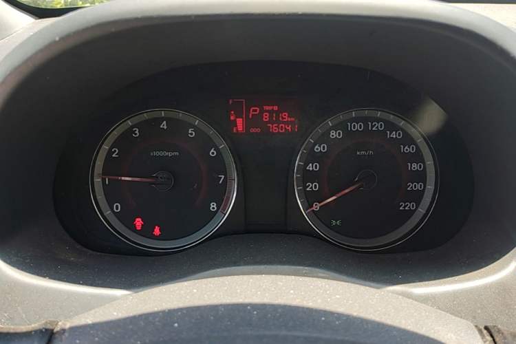 Used Hyundai Verna (older generation) 2010 Sedan 1.4L Automatic Fashionable GT Model Instrument Cluster
