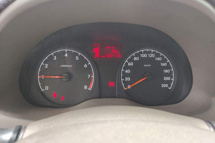 Used Hyundai Verna (older generation) 2010 Sedan 1.4L Manual Comfort GS Instrument Cluster