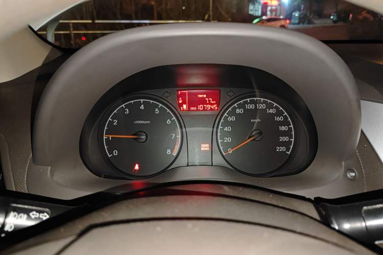 Used Hyundai Verna (older generation) 2010 Sedan 1.4L Manual Comfort GS Instrument Cluster