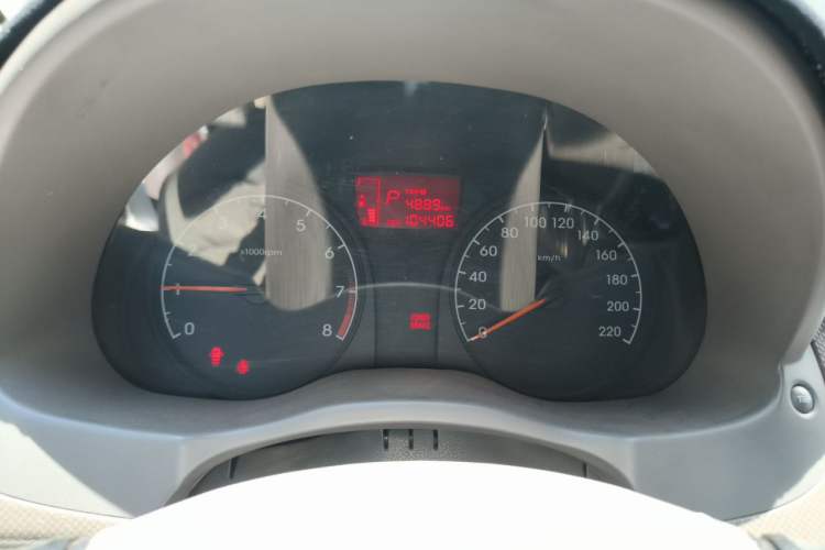 Used Hyundai Verna (older generation) 2010 Sedan 1.4L Automatic Comfort Model GS Instrument Cluster