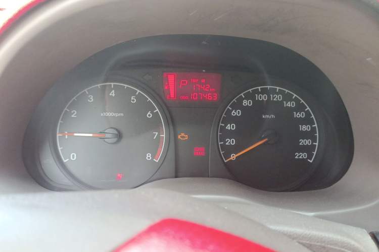 Used Hyundai Verna (older generation) 2010 Sedan 1.4L Automatic Comfort Model GS Instrument Cluster