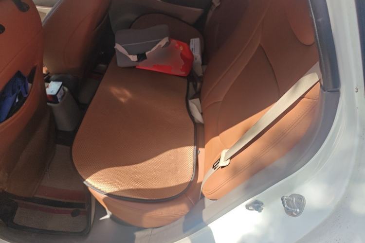 Used Hyundai Verna (older generation) 2010 Sedan 1.4L Manual Comfort GS Left Rear Seat