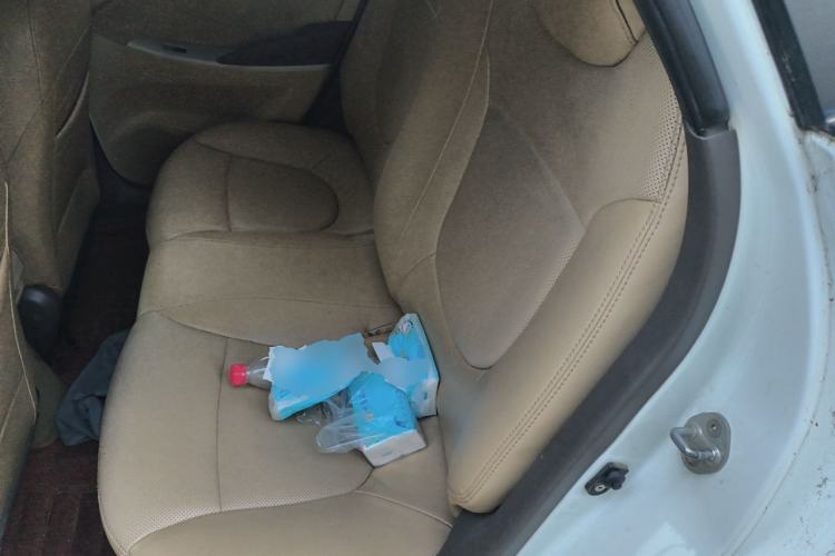 Used Hyundai Verna (older generation) 2010 Sedan 1.4L Manual Comfort GS Left Rear Seat
