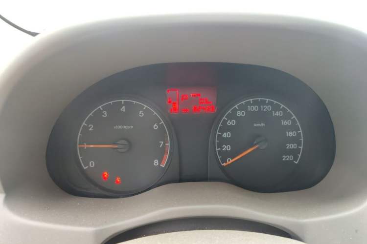 Used Hyundai Verna (older generation) 2010 Sedan 1.4L Automatic Comfort Model GS Odometer Close Up