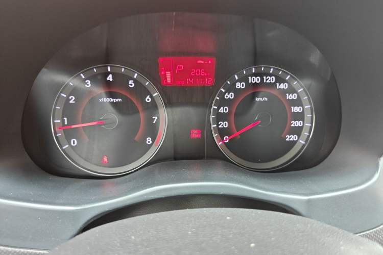 Used Hyundai Verna (older generation) 2010 Sedan 1.4L Automatic Fashionable GT Model Odometer Close Up
