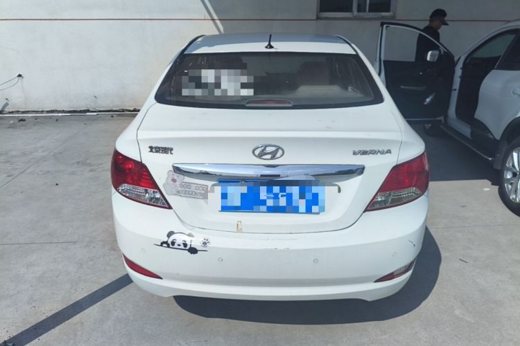 Used Hyundai Verna (older generation) 2010 Sedan 1.4L Automatic Comfort Model GS Rear