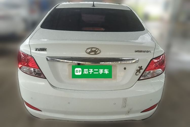 Used Hyundai Verna (older generation) 2010 Sedan 1.4L Manual Comfort GS Rear