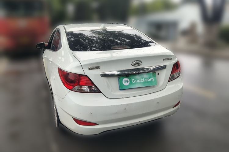 Used Hyundai Verna (older generation) 2010 Sedan 1.4L Manual Comfort GS Rear Left 45 Deg